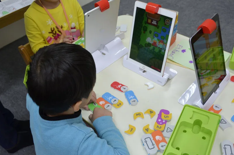 More advanced class for aged 5-7 who have completed Junior Tech 1. Junior Tech 2 includes Osmo, Scratch Jr., and Bee-bot