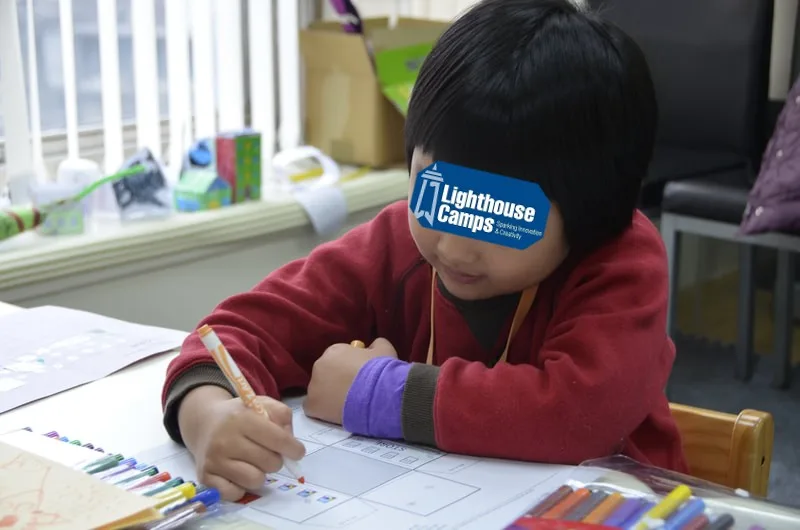 Junior Tech 1: introductory coding class for age 5-7, including Beebot, Scratch Jr., and Little Bits 給5-7歲幼童兒童的入門程式設計課程 