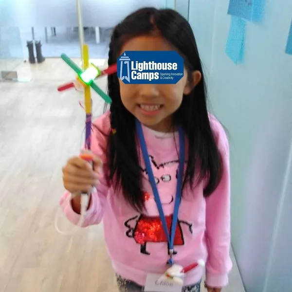 Junior Tech 1: introductory coding class for age 5-7, including Beebot, Scratch Jr., and Little Bits 給5-7歲幼童兒童的入門程式設計課程 